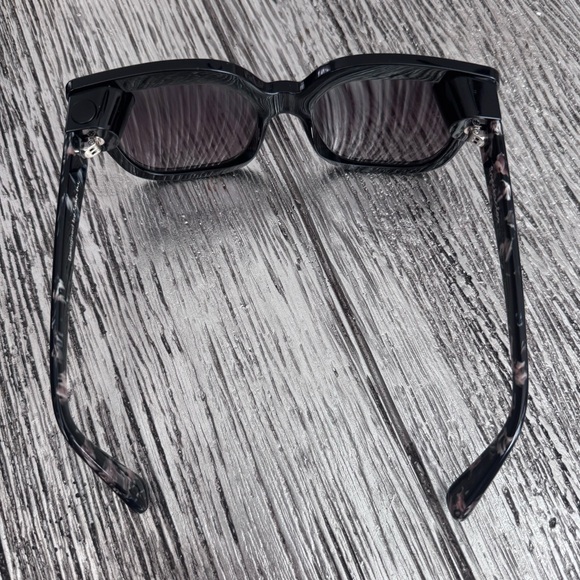 (NIB) 👻 Snapchat Spectacles 🕶️ - Picture 13 of 16